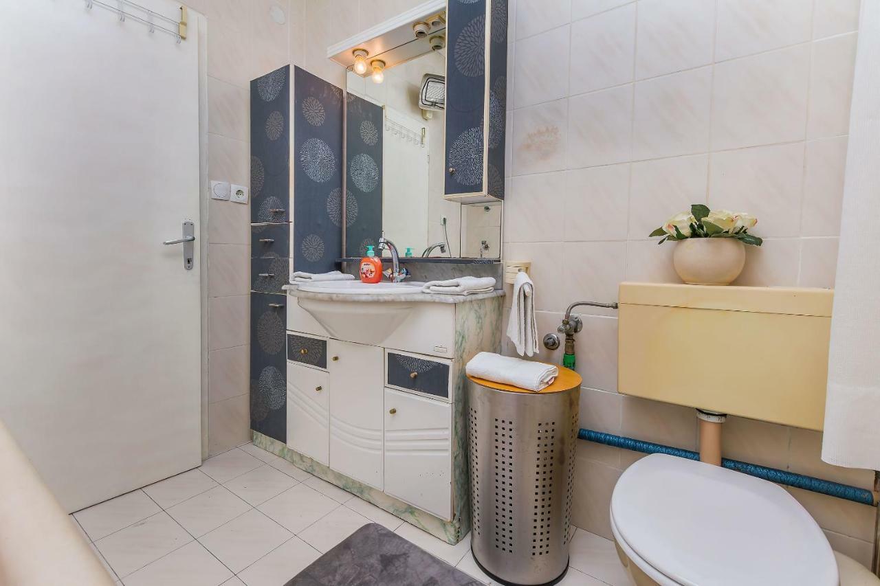 Apartment Marijana Omiš Exteriör bild
