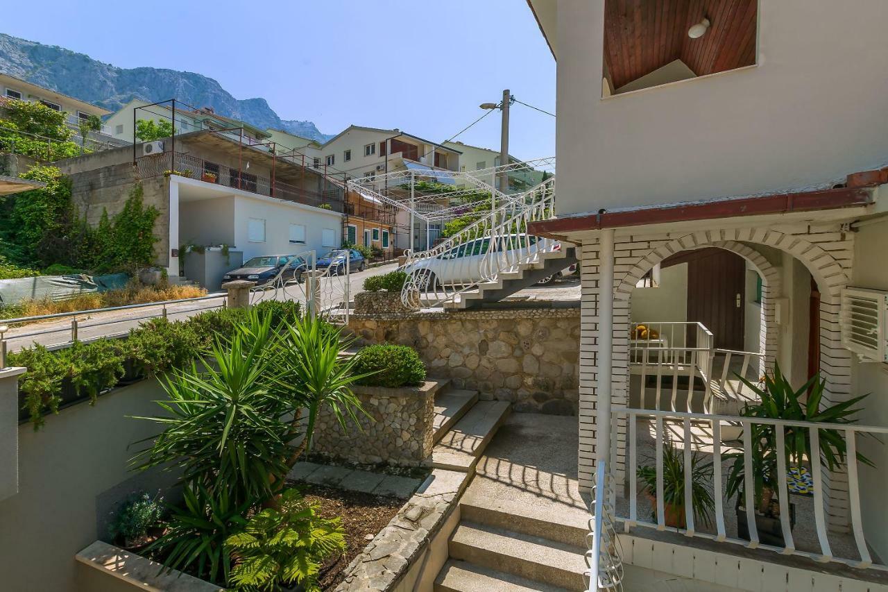 Apartment Marijana Omiš Exteriör bild